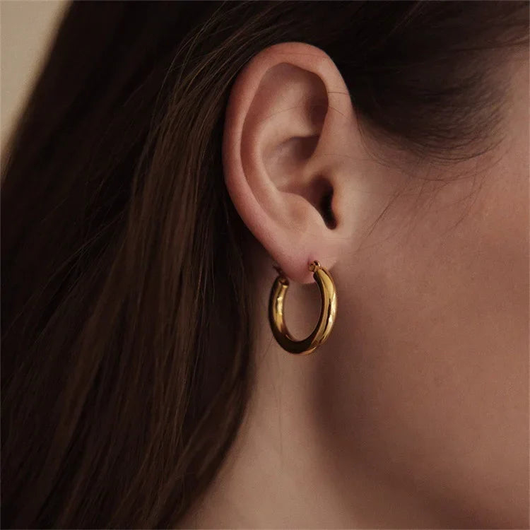 Gold Round Hoops Set